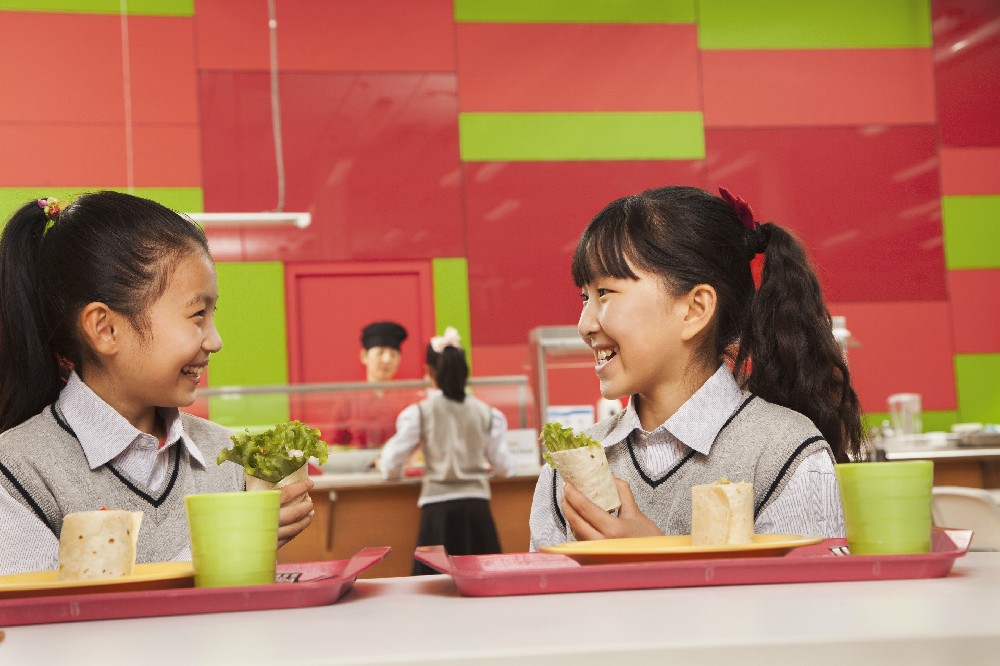 如何保障中小学生食品安全？